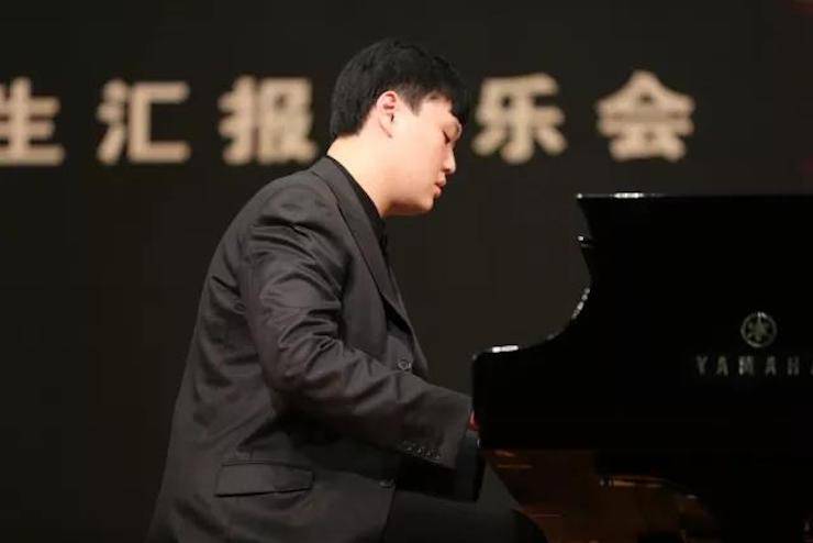 奏响青春旋律，添彩艺术人生|2017必博亚洲音乐奖学金综合师范类院系全国汇报音乐会（第一。┰猜淠