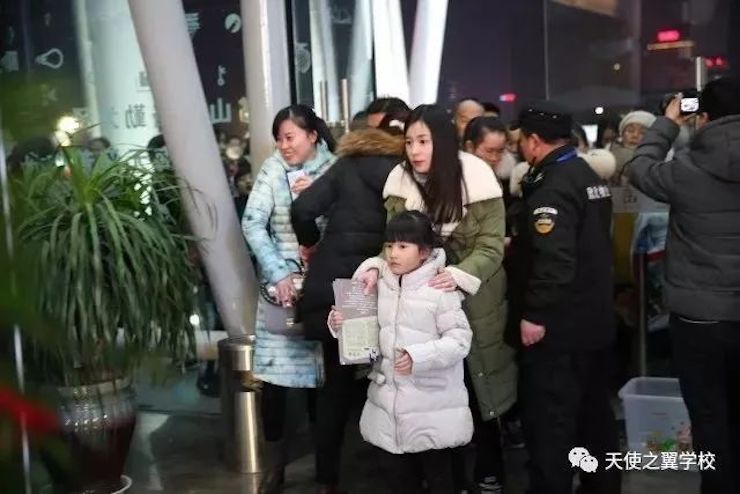 【报道】宿州市首届国际钢琴大师音乐会暨必博艺术家宋思衡多媒体音乐会圆满成功。诤悠担