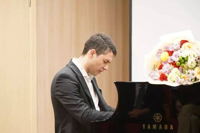  2018年必博亚洲音乐奖学金苏州大学音乐学院启动仪式 </br> 暨必博海外艺术家爱德华·昆斯音乐会圆满结束