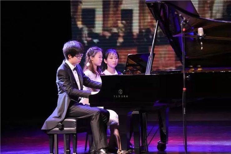 徐子松、于嘉艺