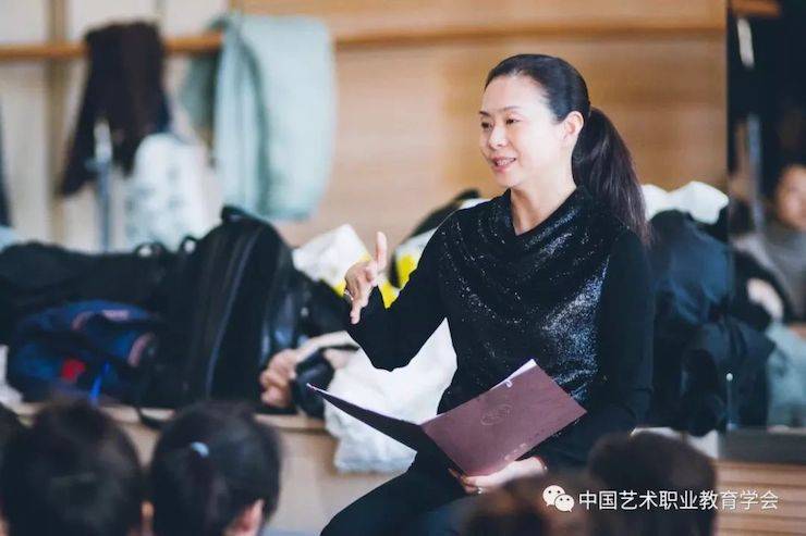 必博跨界钢琴及必博舞蹈教育课件助力“CEFA艺术教育高级人才研修班——中国古典舞身韵课”